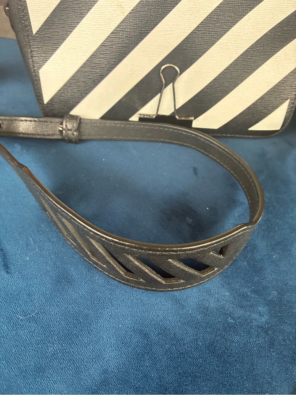 Off—White Black and White Diagonal Stripe Crossbody Bag - Picture 6 of 11